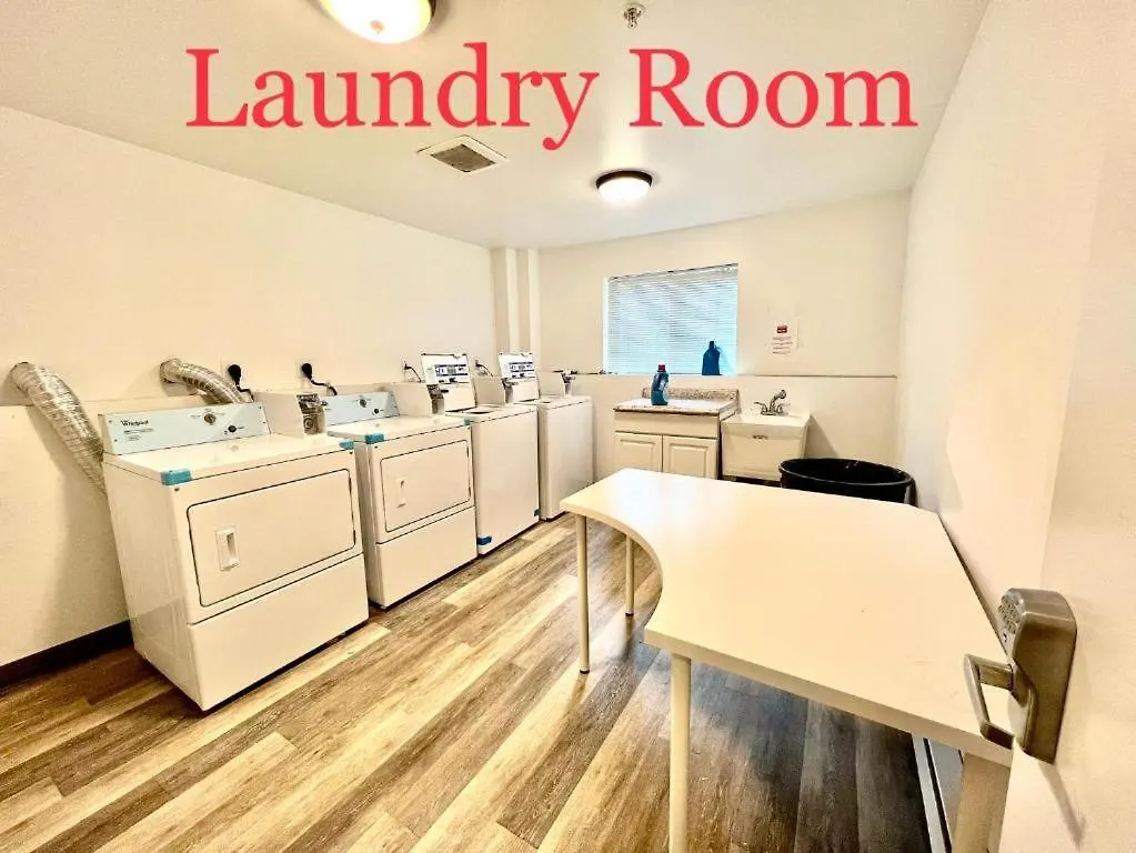 Private Room With Shared Bathroom With Another Unit, 10 Minutes Walk To University Of Washington Seattle 0*,  United States