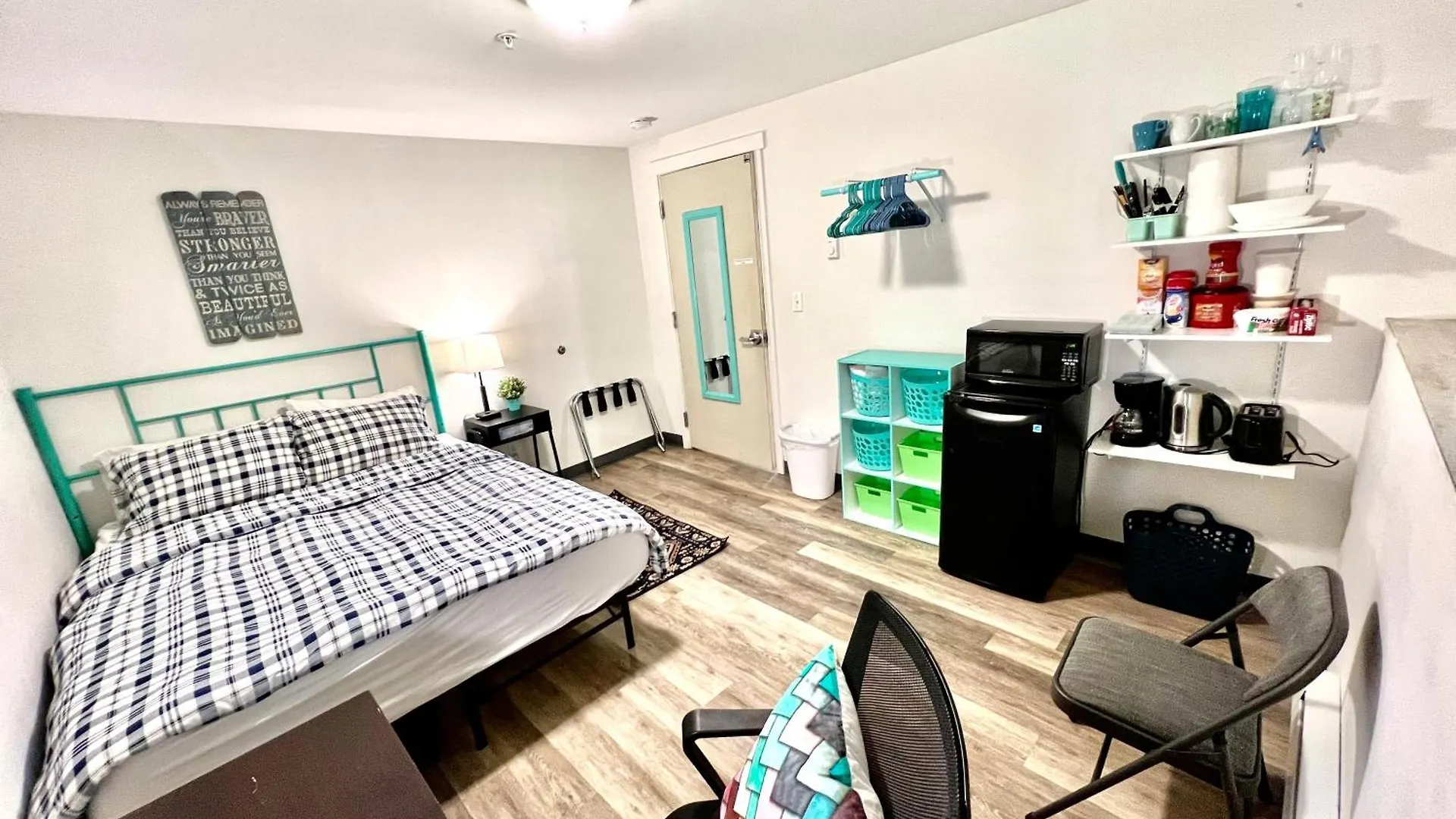 Private Room With Shared Bathroom With Another Unit, 10 Minutes Walk To University Of Washington Seattle Apartment